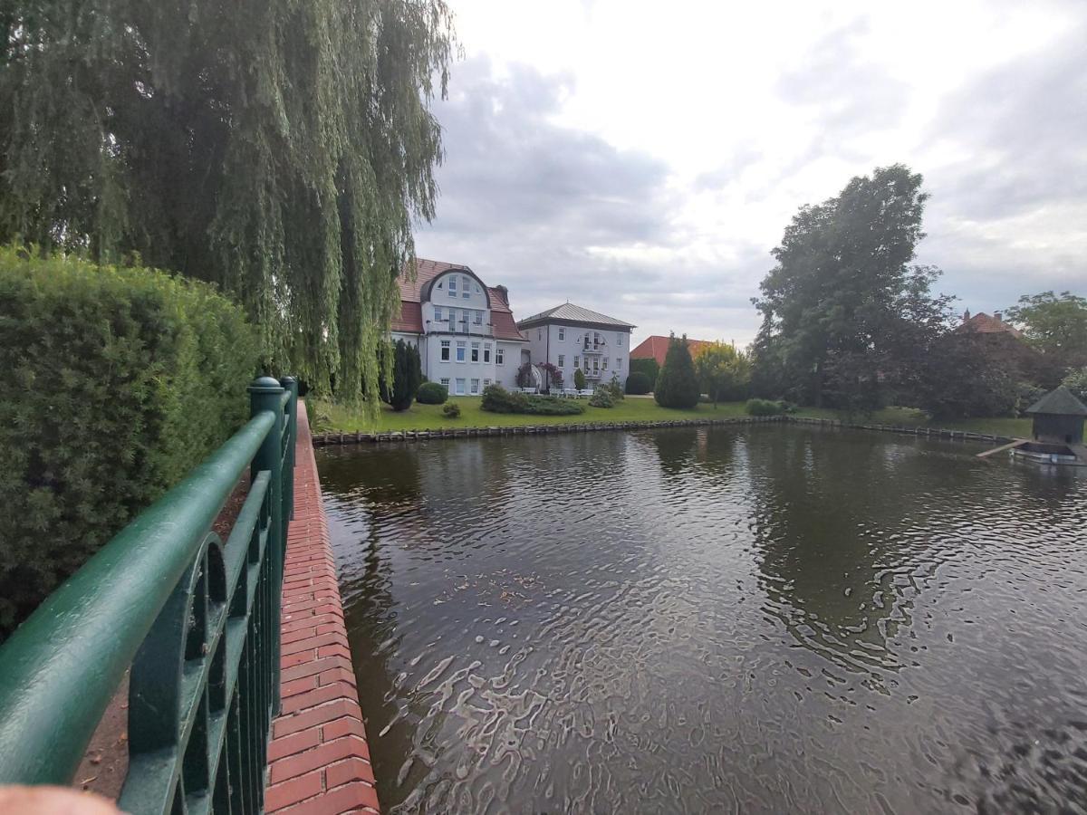 Hotel Schwanenhof ヴィッテンブルク エクステリア 写真