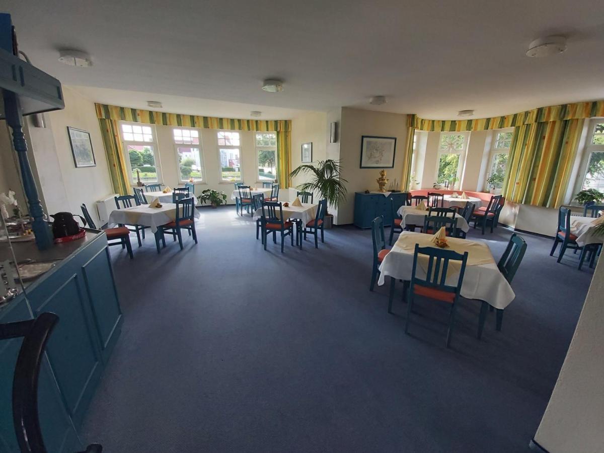 Hotel Schwanenhof ヴィッテンブルク エクステリア 写真