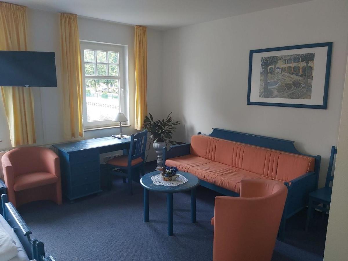 Hotel Schwanenhof ヴィッテンブルク エクステリア 写真