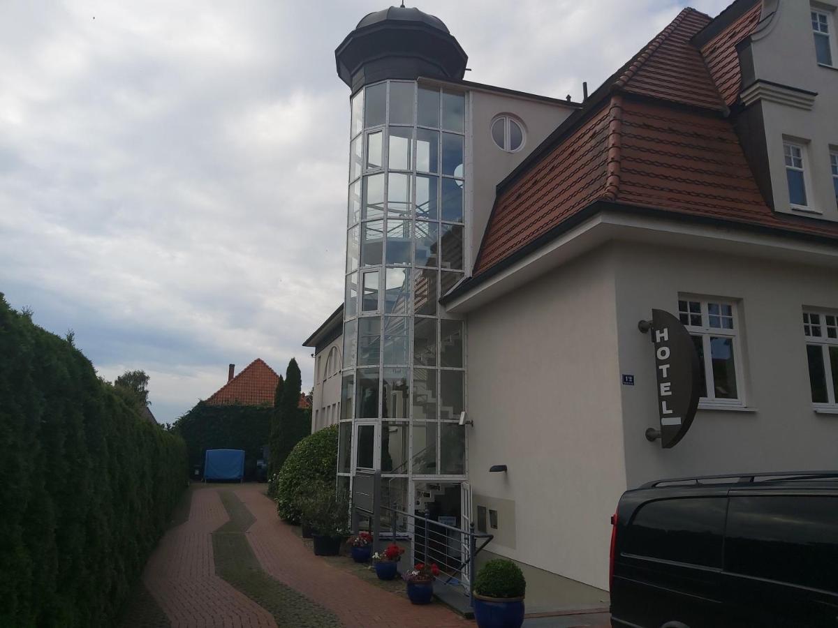 Hotel Schwanenhof ヴィッテンブルク エクステリア 写真